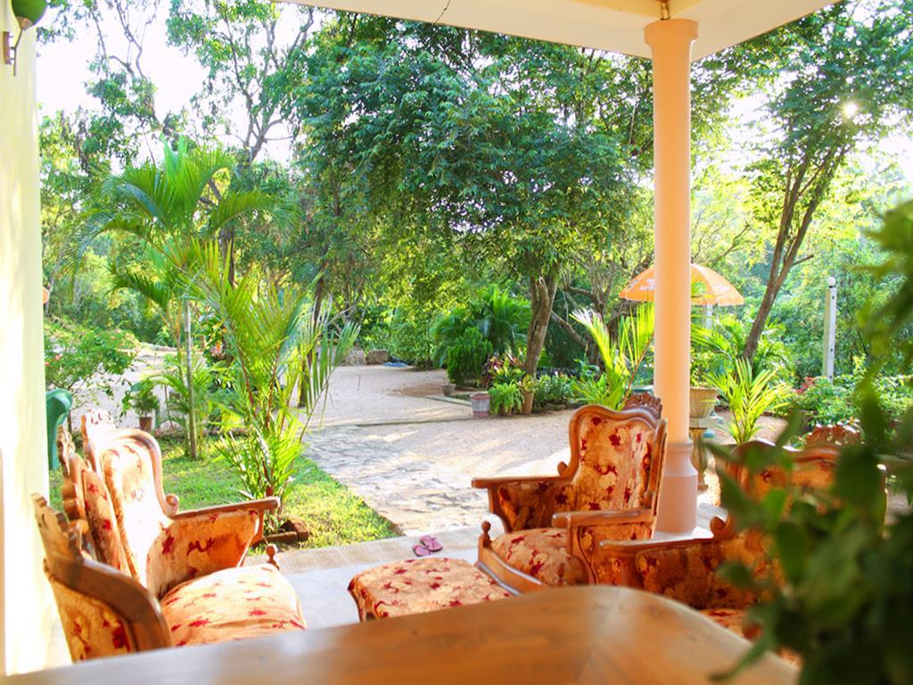 Mount View Hotel Polonnaruwa Ngoại thất bức ảnh
