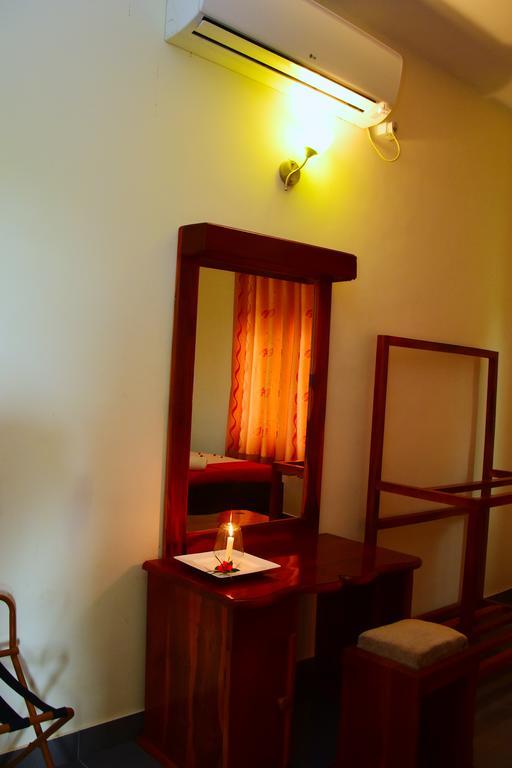 Mount View Hotel Polonnaruwa Ngoại thất bức ảnh